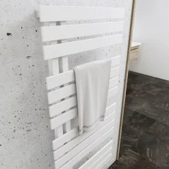 Schulte Badheizkörper Breda, Flacher Designheizkörper Mit Seitlich Versetztem Mittelanschluss, Stahl Pulverbeschichtet In Alpinweiß, 106 X 50 Cm -SCHULTE Shop 20884119 5